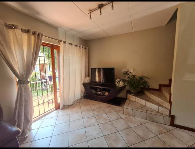 2 BEDROOM PROPERTY TO RENT IN PAULSHOF